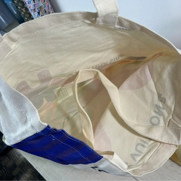 Louis Vuitton Cream Tote with Multicolor Lettering, NEW - Picture 5 of 6